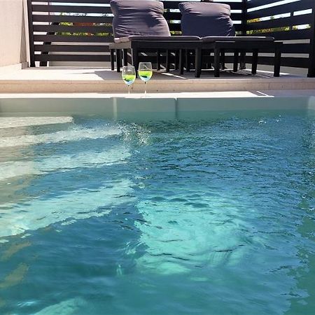 Vip Deluxe Apartment Arian Novalja Exteriér fotografie