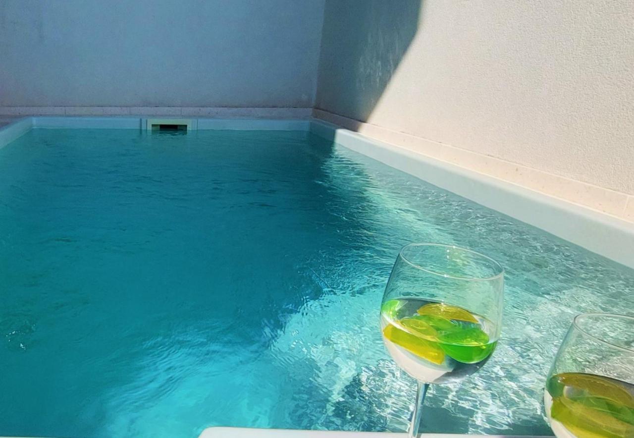 Vip Deluxe Apartment Arian Novalja Exteriér fotografie