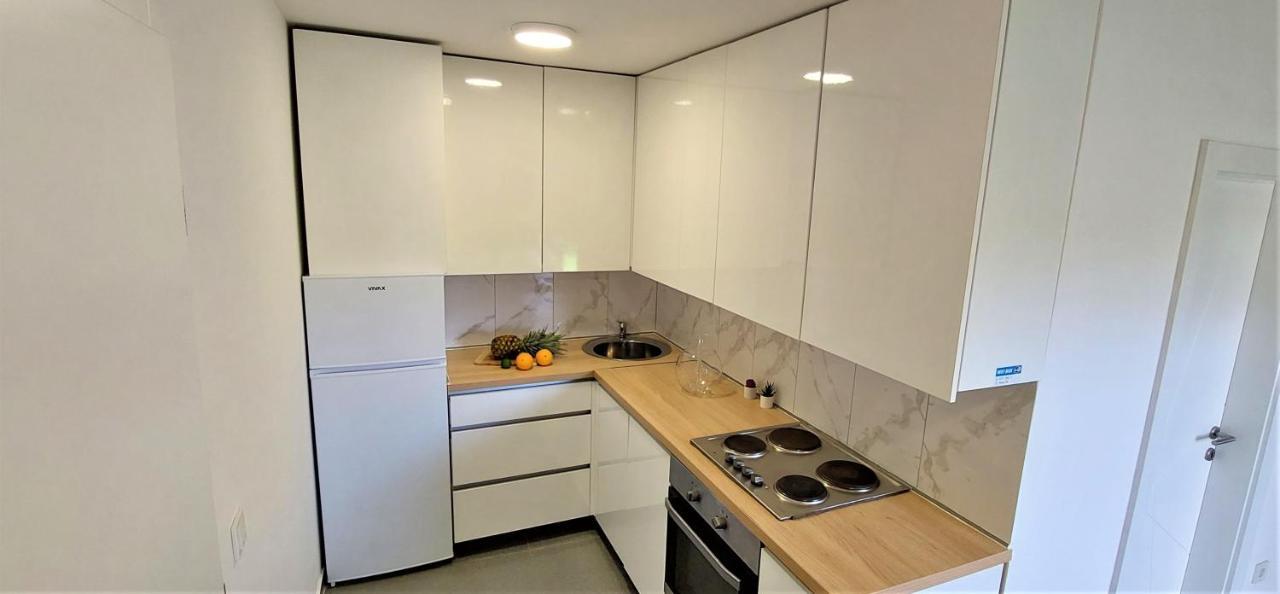 Vip Deluxe Apartment Arian Novalja Exteriér fotografie