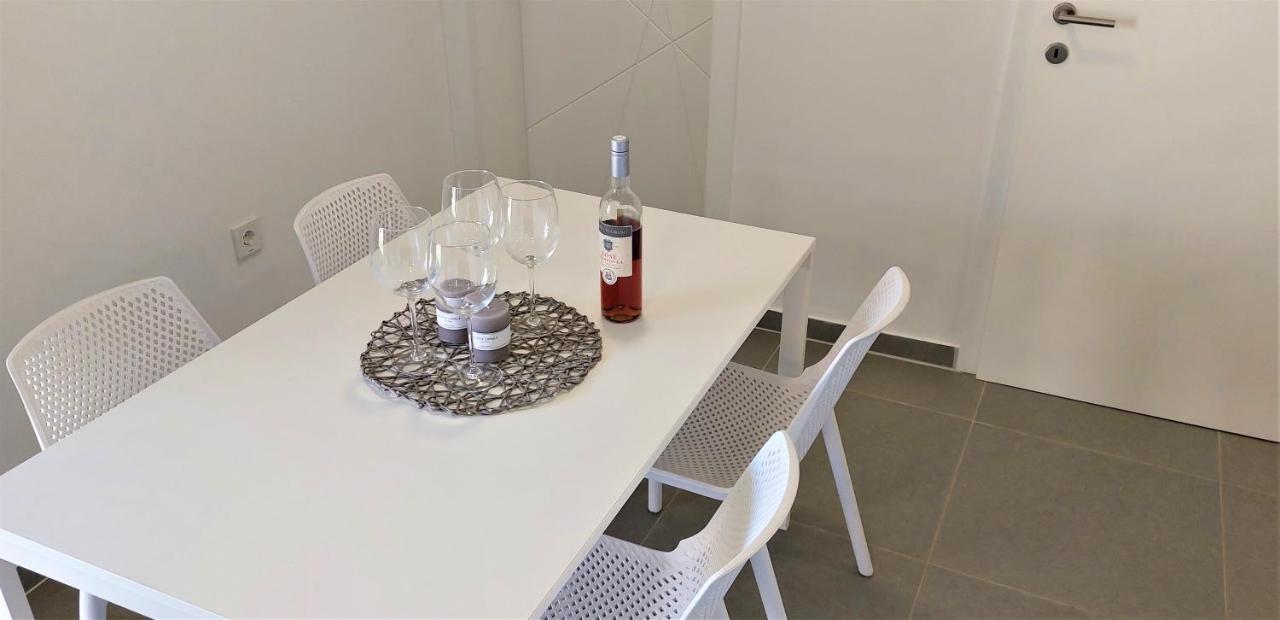 Vip Deluxe Apartment Arian Novalja Exteriér fotografie