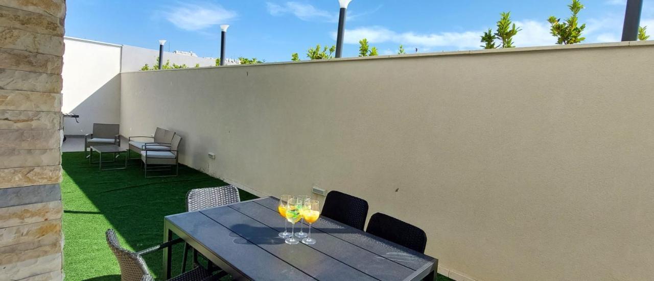 Vip Deluxe Apartment Arian Novalja Exteriér fotografie