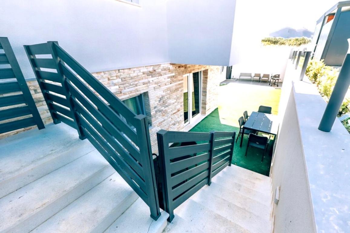 Vip Deluxe Apartment Arian Novalja Exteriér fotografie